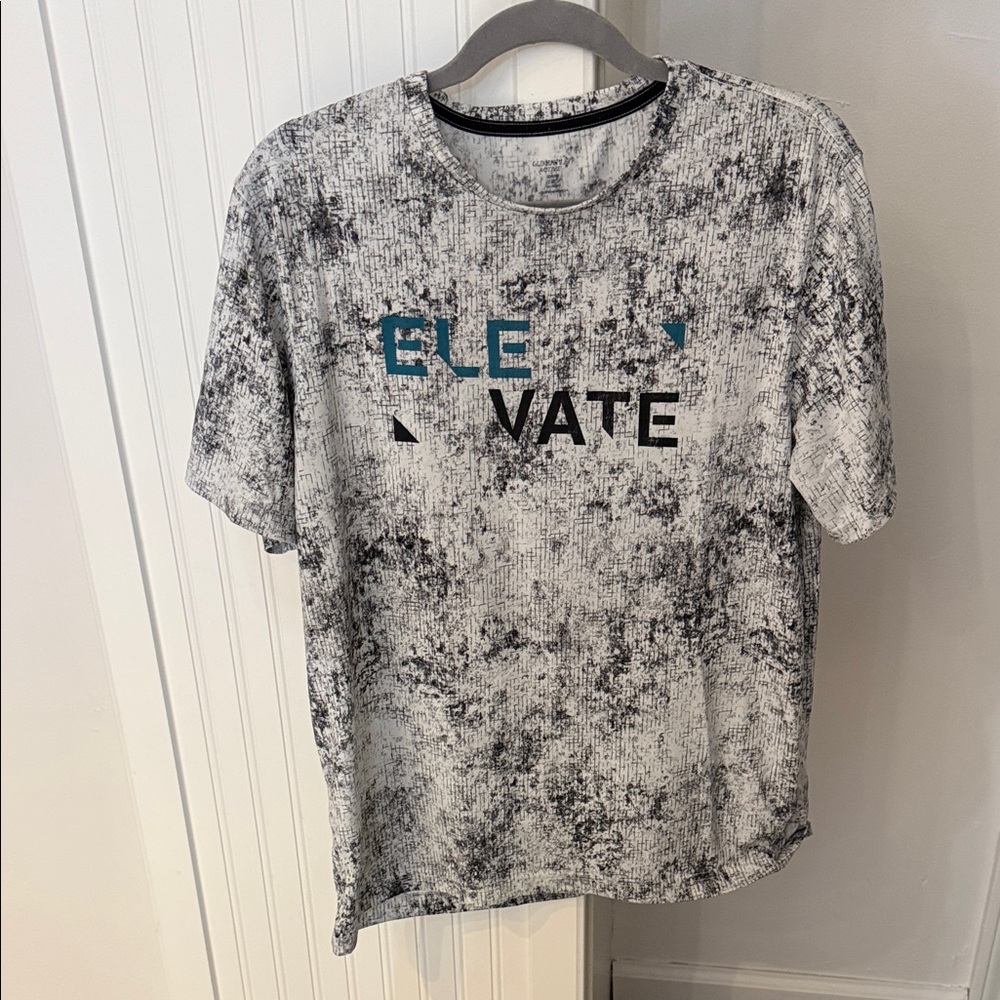 Old Navy Monochrome Graphic Tee